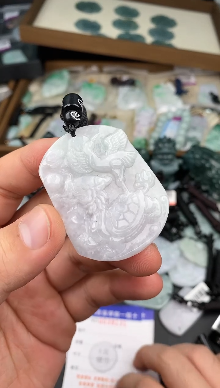 【闪购商品】翡翠颈饰未镶嵌  天然翡翠，一物一图