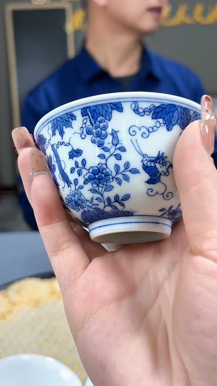 【闪购商品】官窑瓷画院751官窑瓷画院玉竹葡萄主人杯