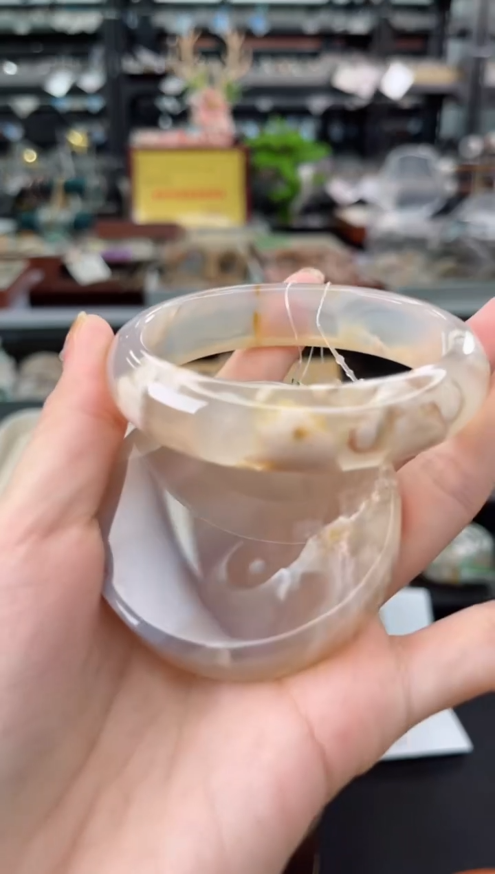 【闪购商品】石英质玉手镯未镶嵌59圈口（赠品镯心）34562562