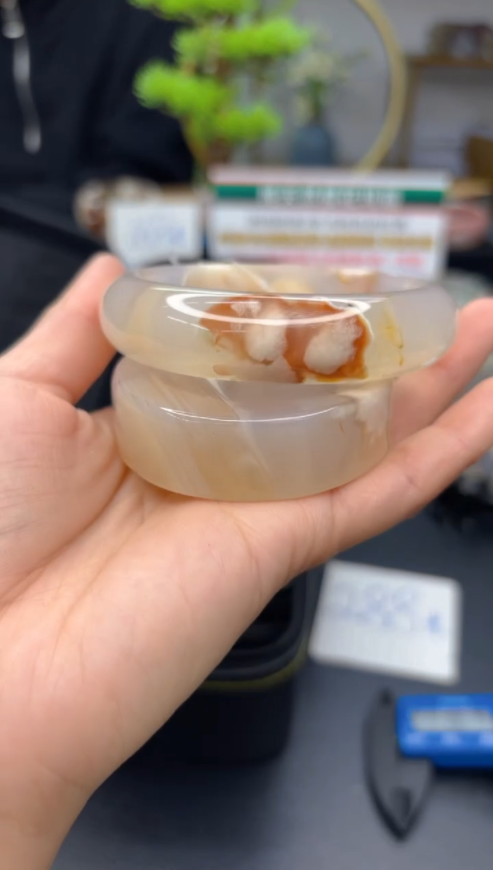 【闪购商品】石英质玉手镯未镶嵌C353(61圈赠送镯心)