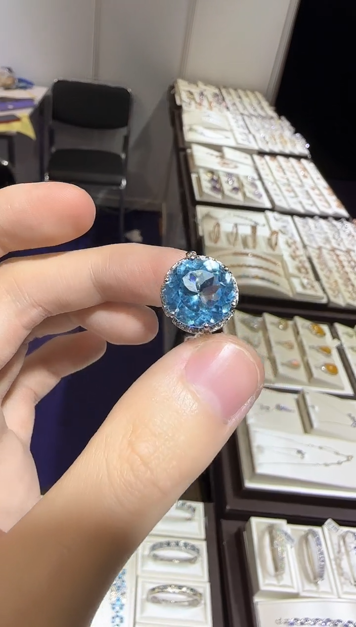 【闪购商品】托帕石戒指银S925镶嵌12mm