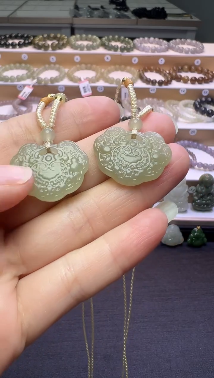 颈饰未镶嵌和田玉小*宝82号链接