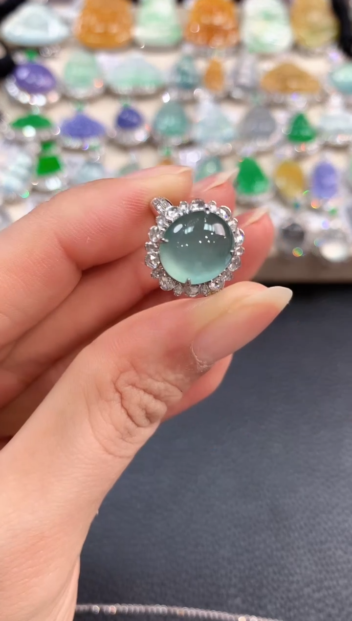 【闪购商品】翡翠戒指18K金镶嵌m24       