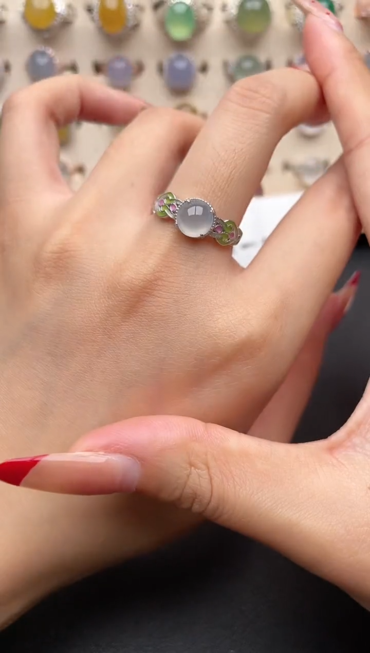 【闪购商品】翡翠戒指银S925镶嵌一物一证一礼盒