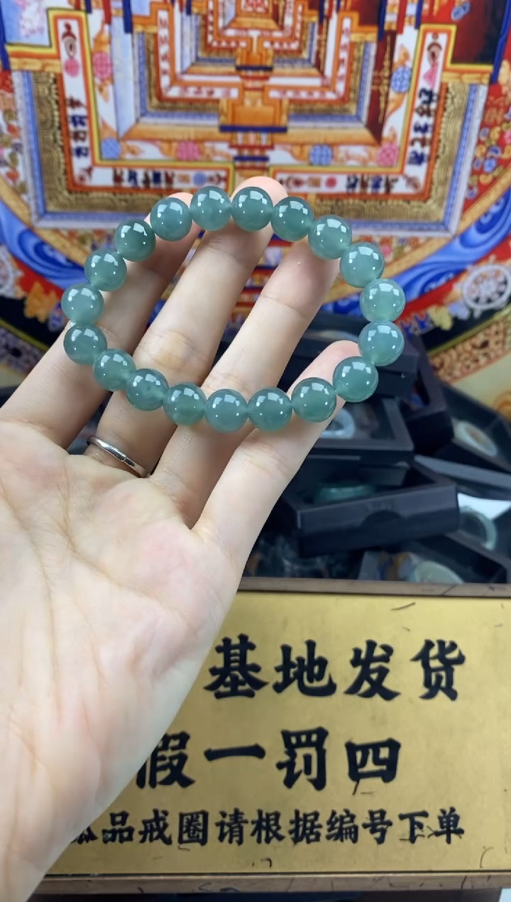 未镶嵌戒圈翡翠000