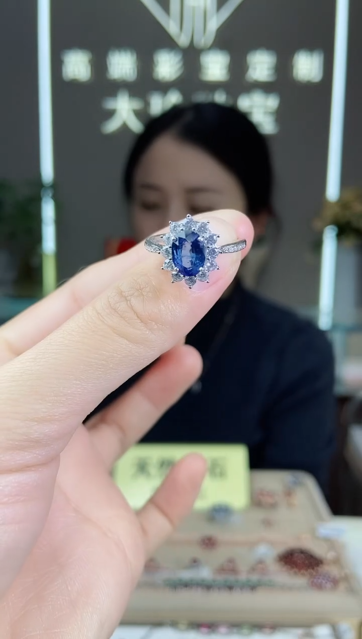 【闪购商品】蓝宝石手饰银S925镶嵌手饰