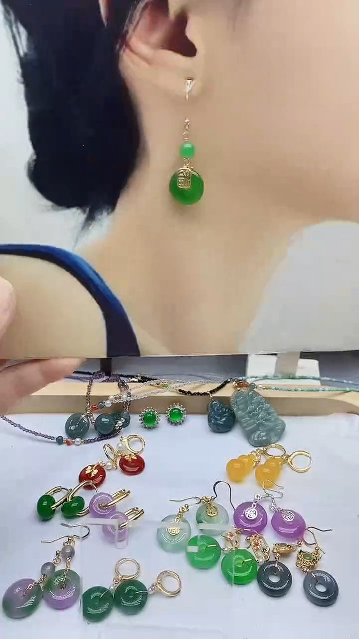 石英质玉（非洲翠）14K金镶嵌耳饰76