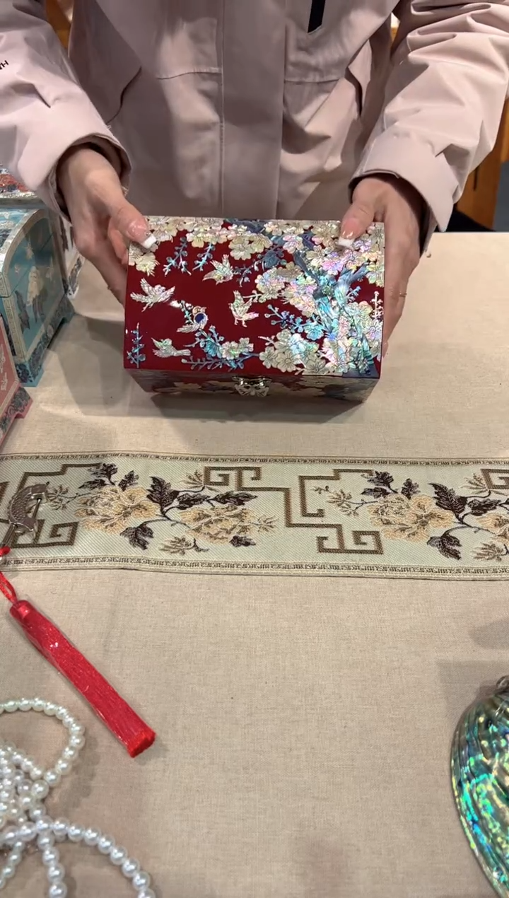 【闪购商品】按扣满贝底·弘贝雅螺钿漆器文化馆