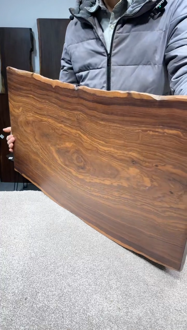 【闪购商品】风车木（黑檀木）尺寸90*47*2.5编号174