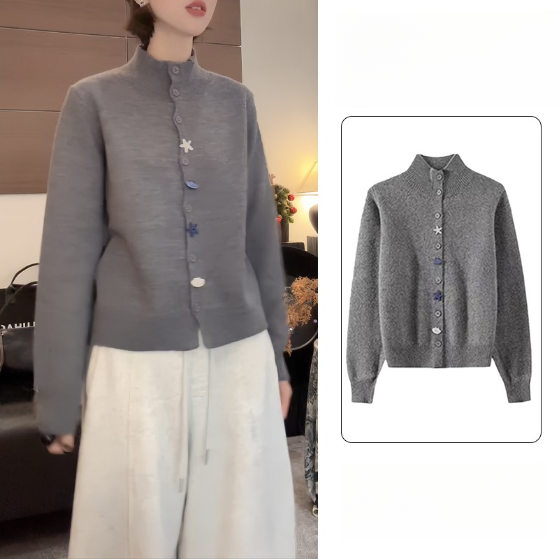 潮流趣味纽扣立领针织开衫女柔糯针织短款版型松弛通勤穿搭K2-44