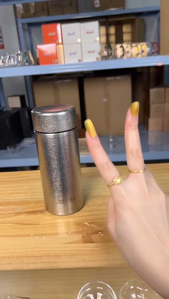 态极-纯钛乐兜杯钛本色