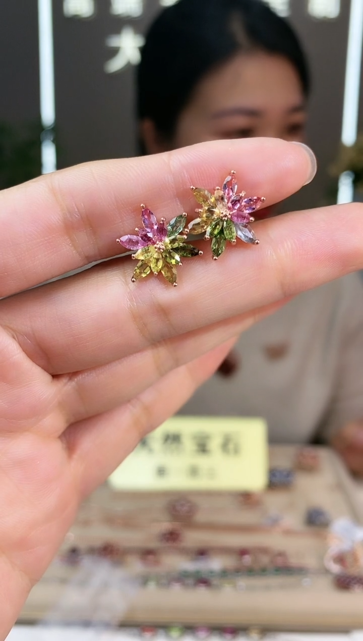 【闪购商品】碧玺耳饰银S925镶嵌耳饰