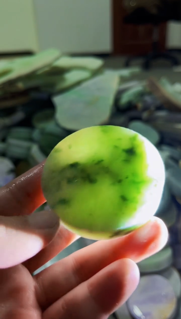 【闪购商品】翡翠挂件未镶嵌A货康壹402