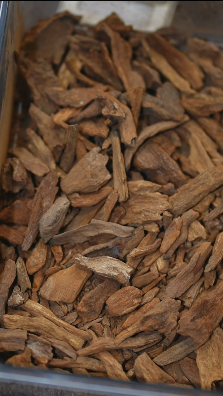 沉香沉香碎屑富森碳化香料5克