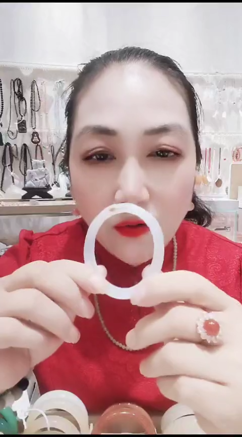 手镯玛瑙/玉髓未镶嵌玛瑙手镯