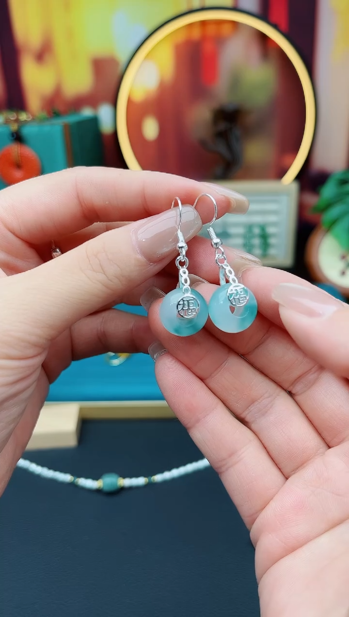 石英质玉（天山翠）银S925镶嵌耳饰721