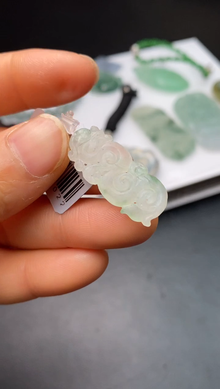 【闪购商品】定制翡翠未镶嵌翡翠毛货~
