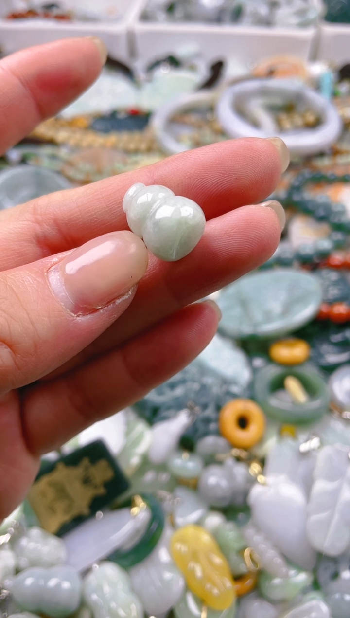 【闪购商品】翡翠颈饰未镶嵌/C/翡翠A货一图一物