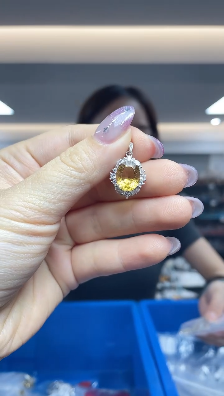 `银S925镶嵌水晶（多样性发一件）