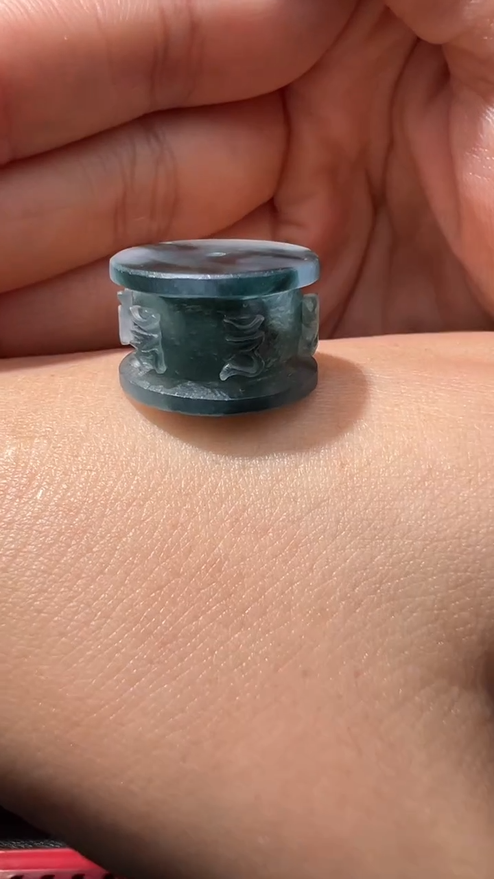 未镶嵌定制翡翠萌*琪六字真言桶珠