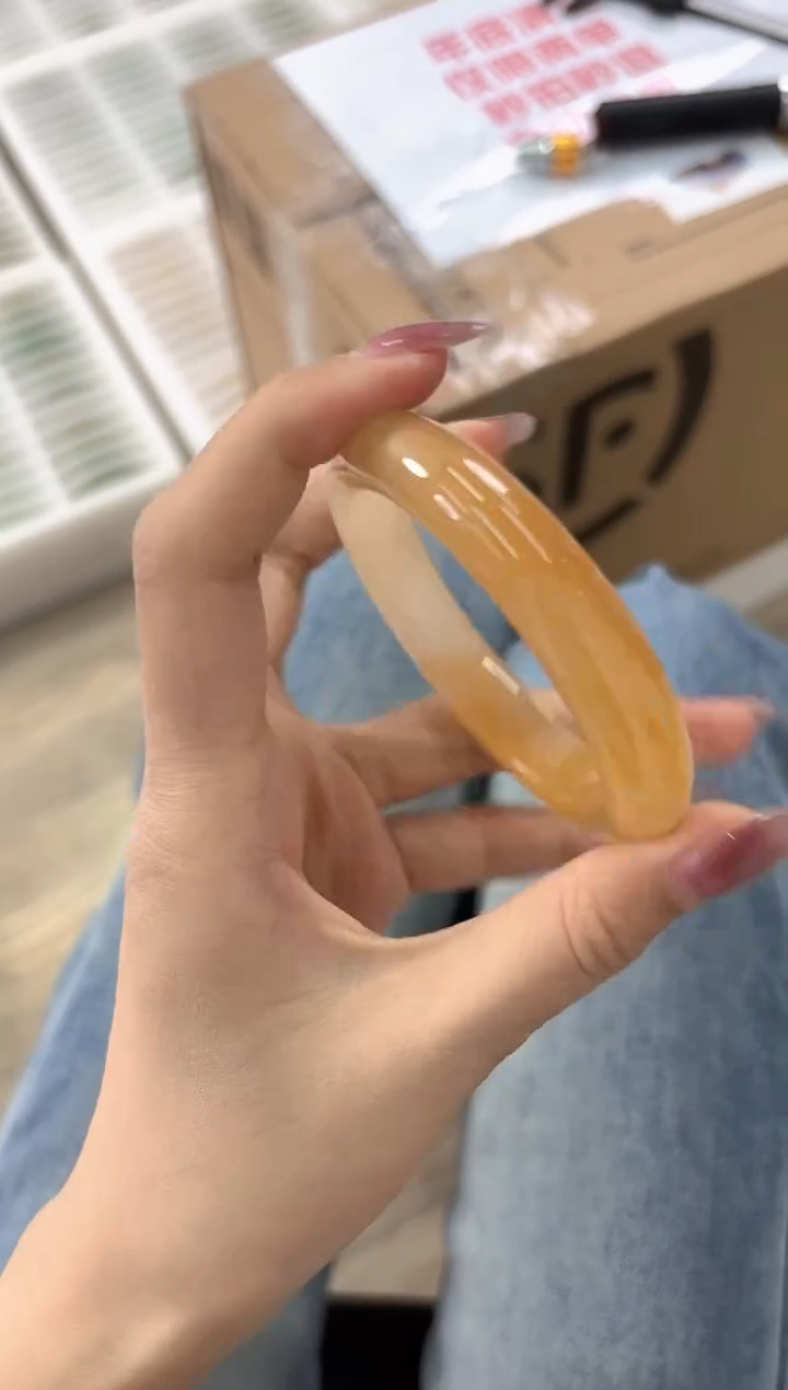 未镶嵌手镯石英质玉82-54HU