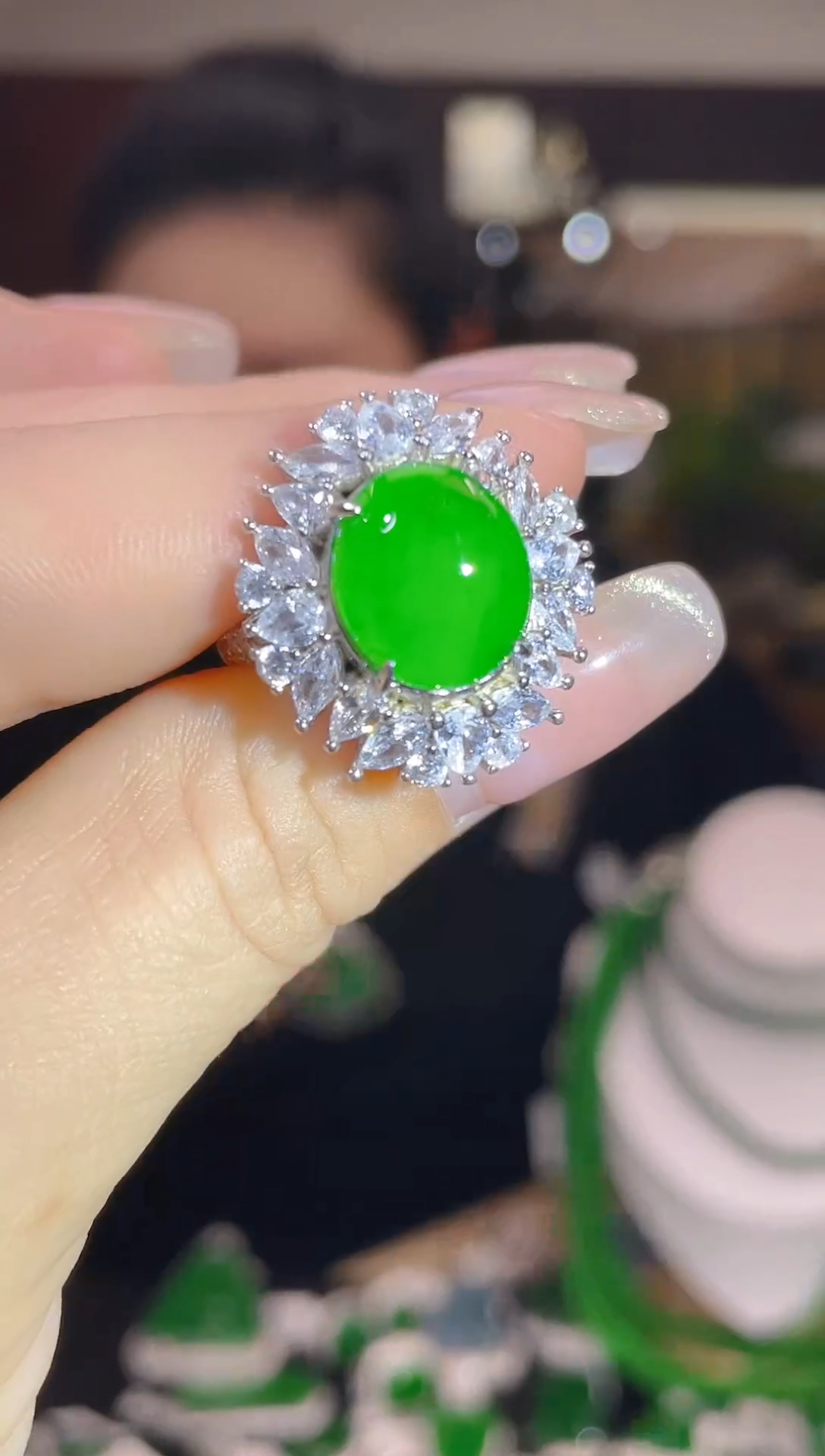 【闪购商品】翡翠吊坠(不含链)未镶嵌多样性发其一