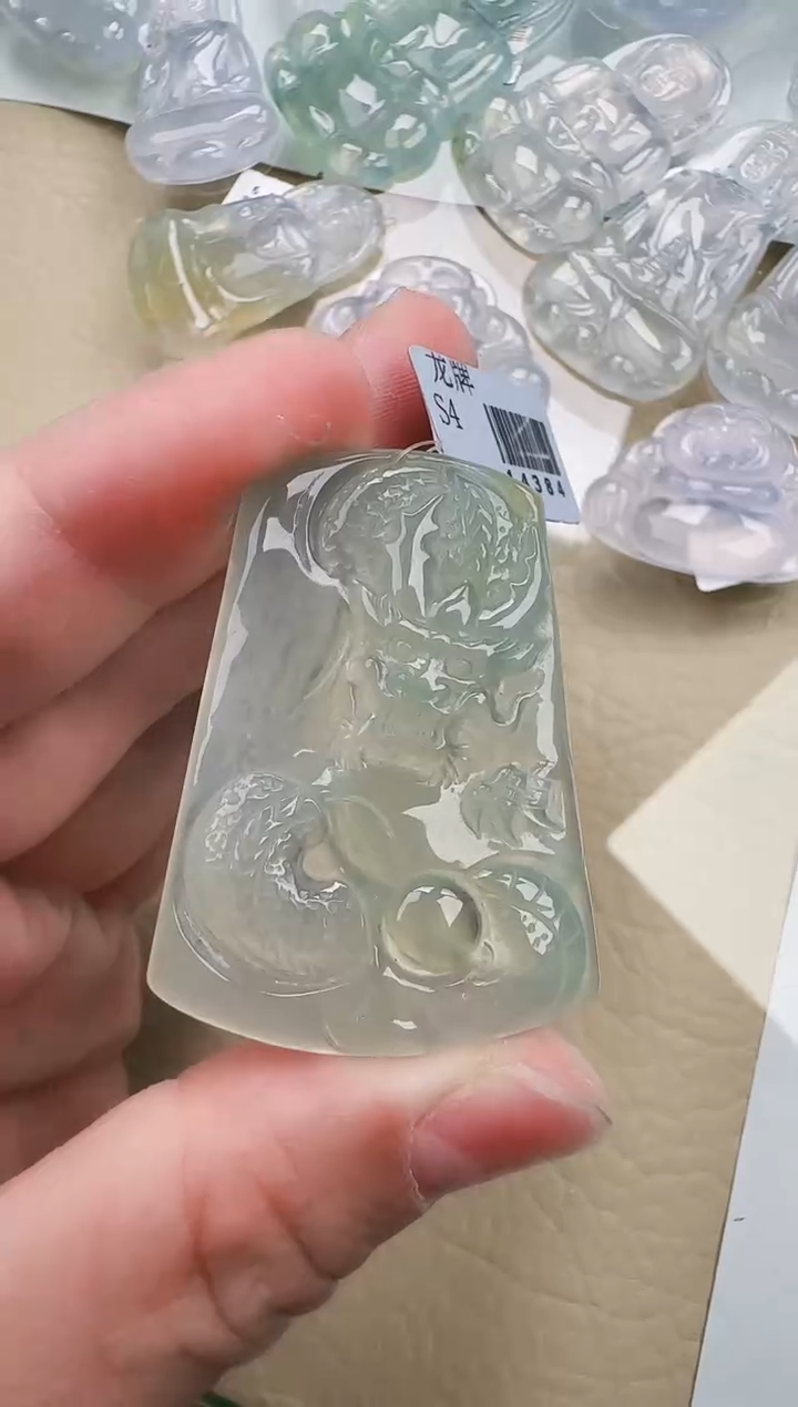 颈饰未镶嵌翡翠缅甸翡翠a货