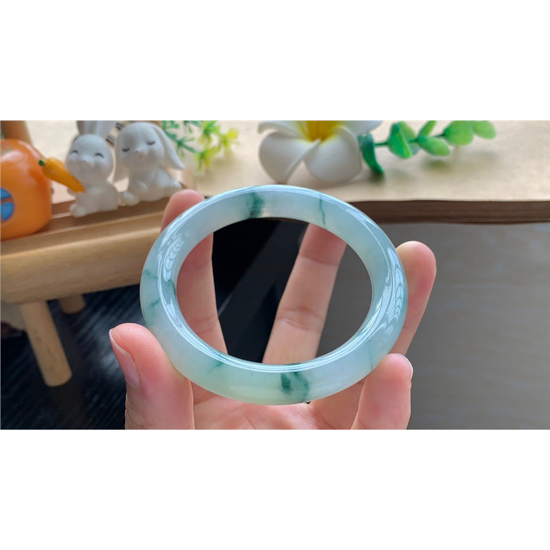 02.15批冰飘花圆条697号52.4-9.5-9.3冰飘花镯！天然翡翠手镯