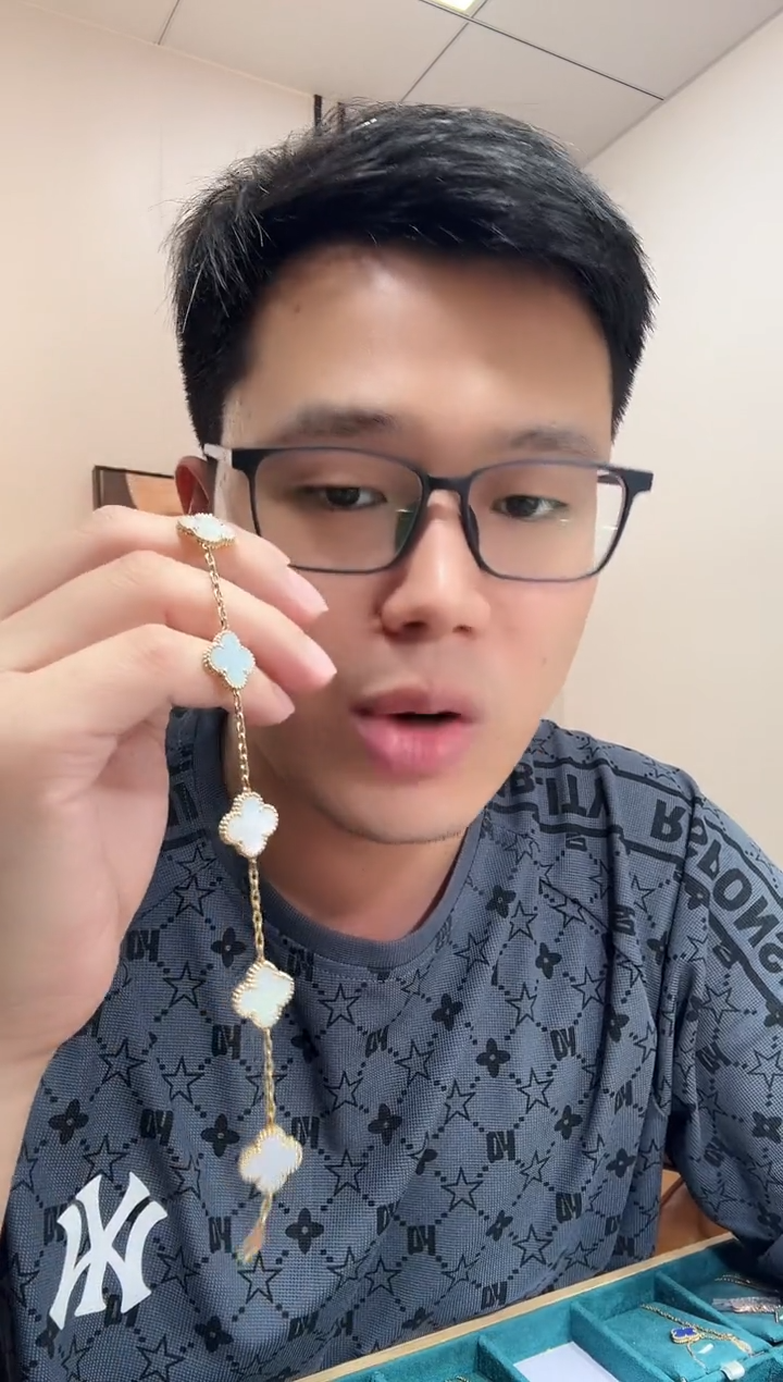 手链贝壳（贝母）18K金镶嵌白色k黄，五花手链GHJ24版