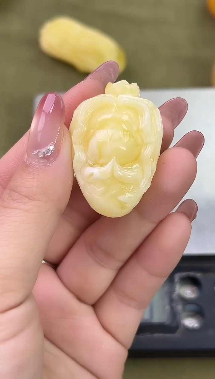 裸石琥珀未镶嵌天然琥珀蜜蜡吊坠