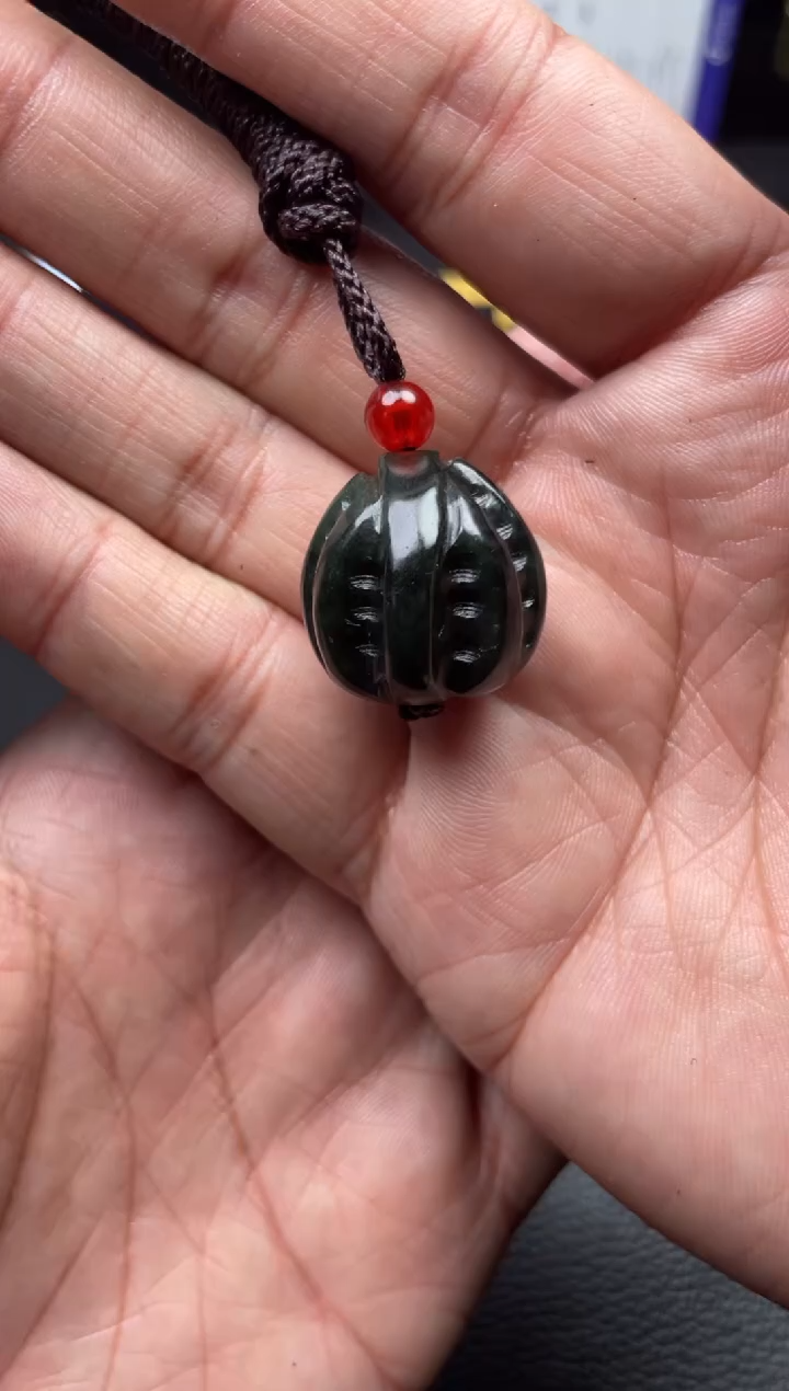 【闪购商品】和田玉吊坠未镶嵌1