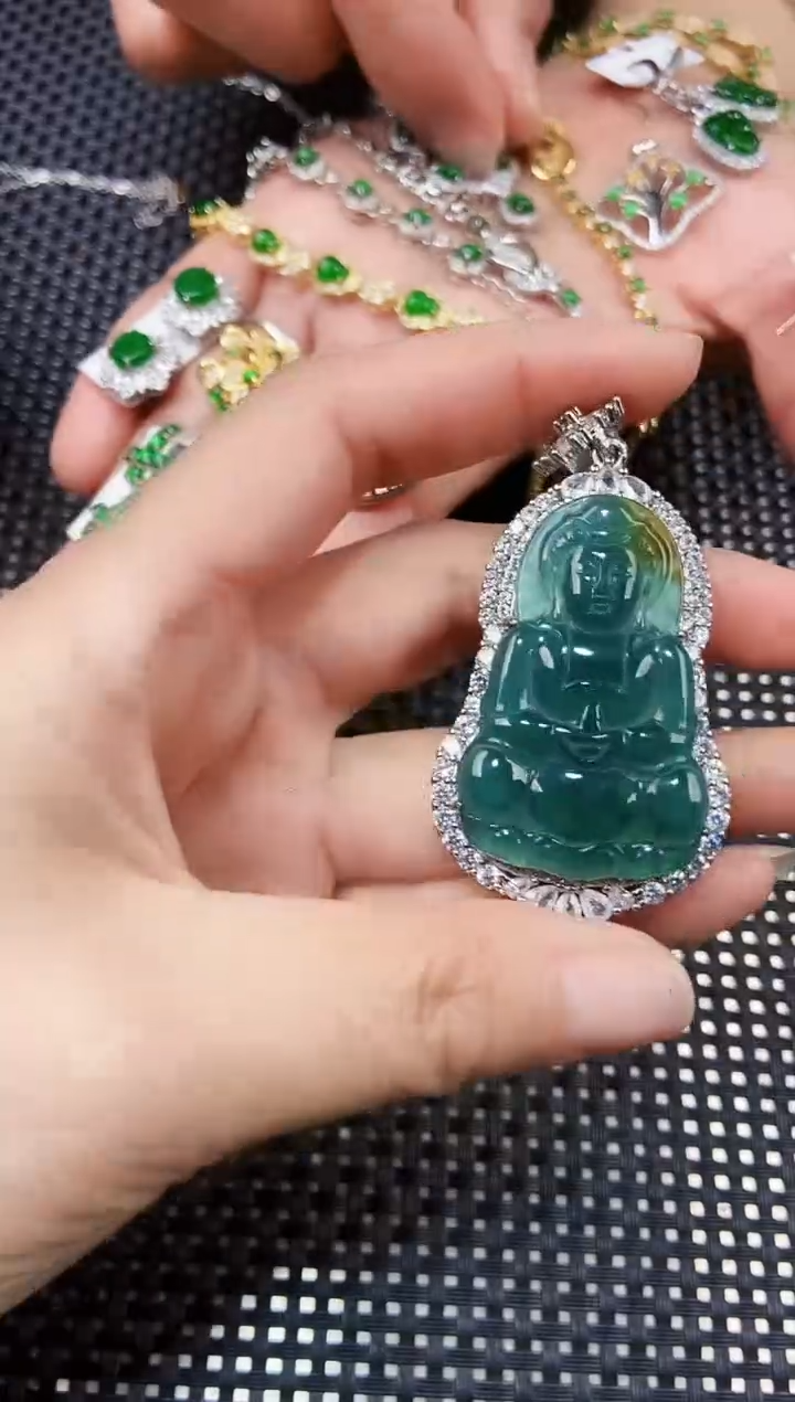 【闪购商品】翡翠吊坠(不含链)未镶嵌11111111