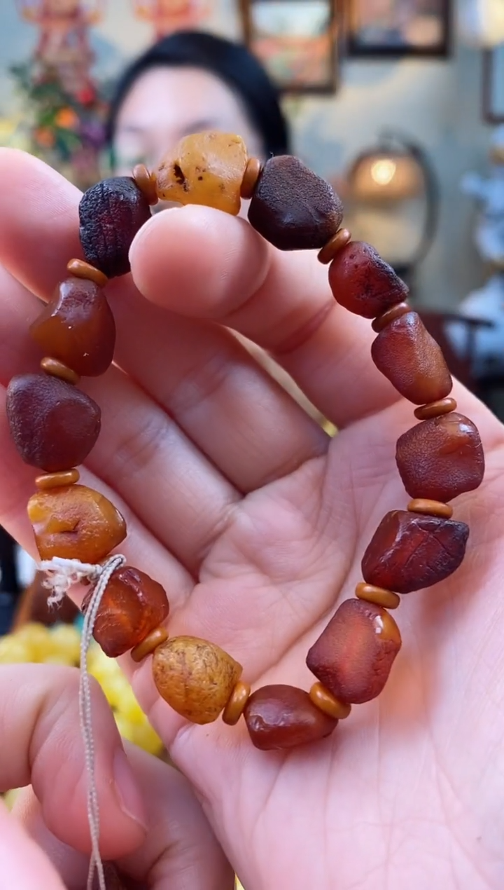 【闪购商品】琥珀手串未镶嵌吊坠