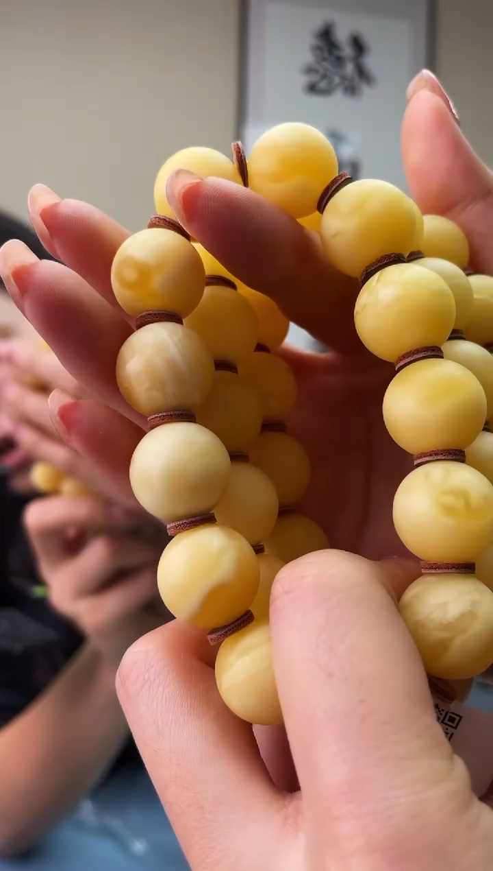 琥珀未镶嵌珠宝奇石 T032 16假一罚十多样性发其一