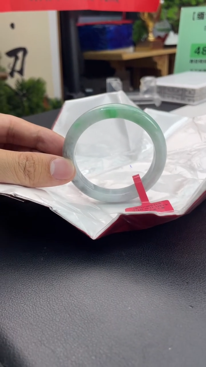 【闪购商品】翡翠手镯未镶嵌7翡翠手镯
