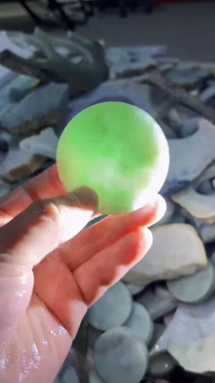【闪购商品】翡翠挂件未镶嵌A货康壹139