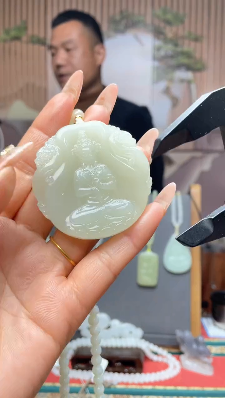 【闪购商品】和田玉颈饰未镶嵌一