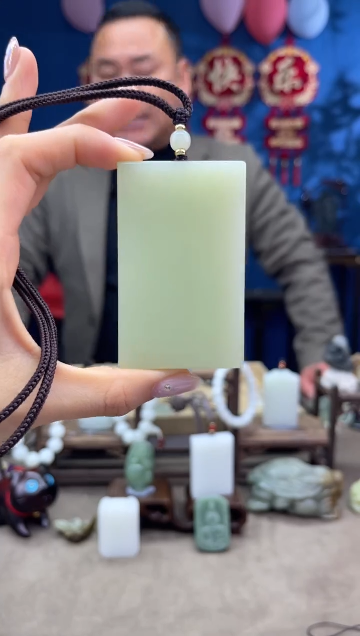 【闪购商品】和田玉颈饰未镶嵌1