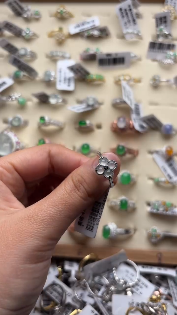 【闪购商品】翡翠戒指银S925镶嵌缅甸A货翡翠S925银镶嵌