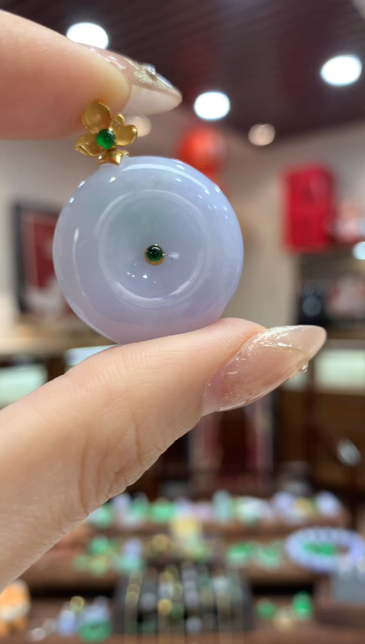 【闪购商品】翡翠吊坠(不含链)18K金镶嵌平安扣