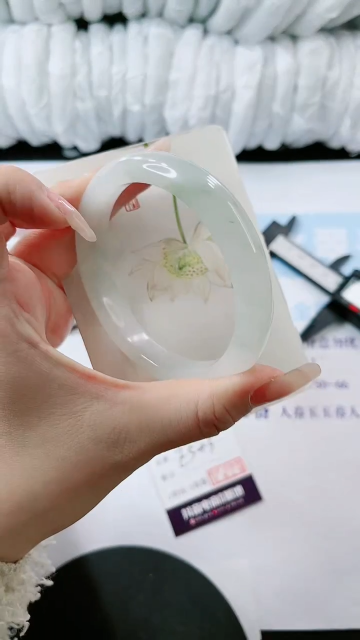 【闪购商品】石英质玉手镯未镶嵌多样性发货E543-62