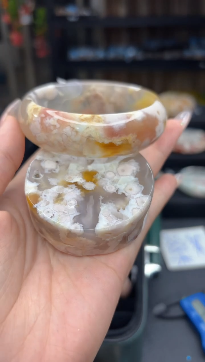 石英质玉手镯未镶嵌40(60圈赠送镯心)