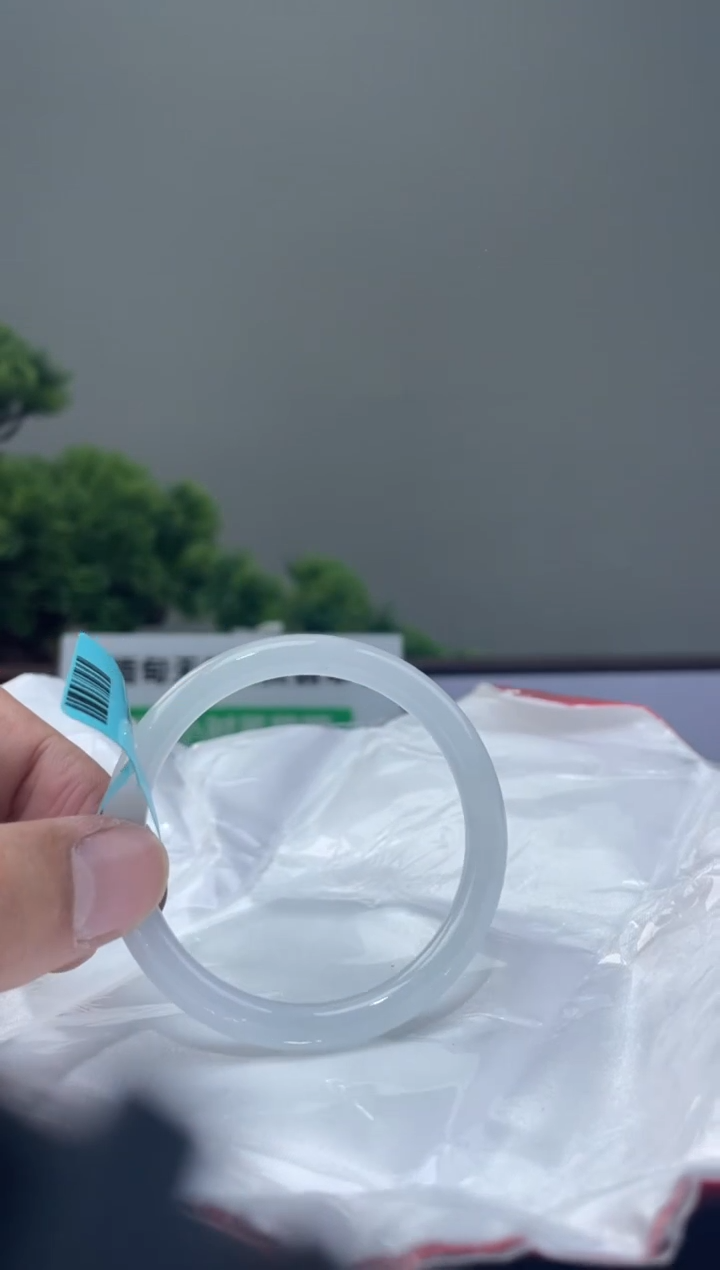 【闪购商品】翡翠手镯未镶嵌手镯8