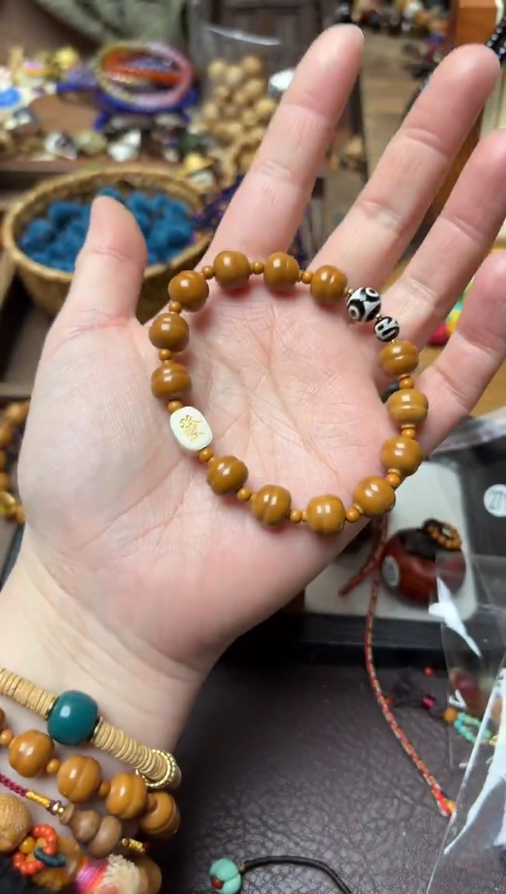 手串猴头核桃葫芦发字牌手链