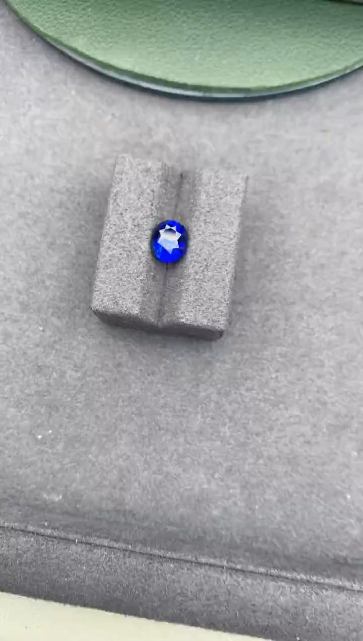 【闪购商品】蓝宝石裸石未镶嵌2.ct皇家蓝