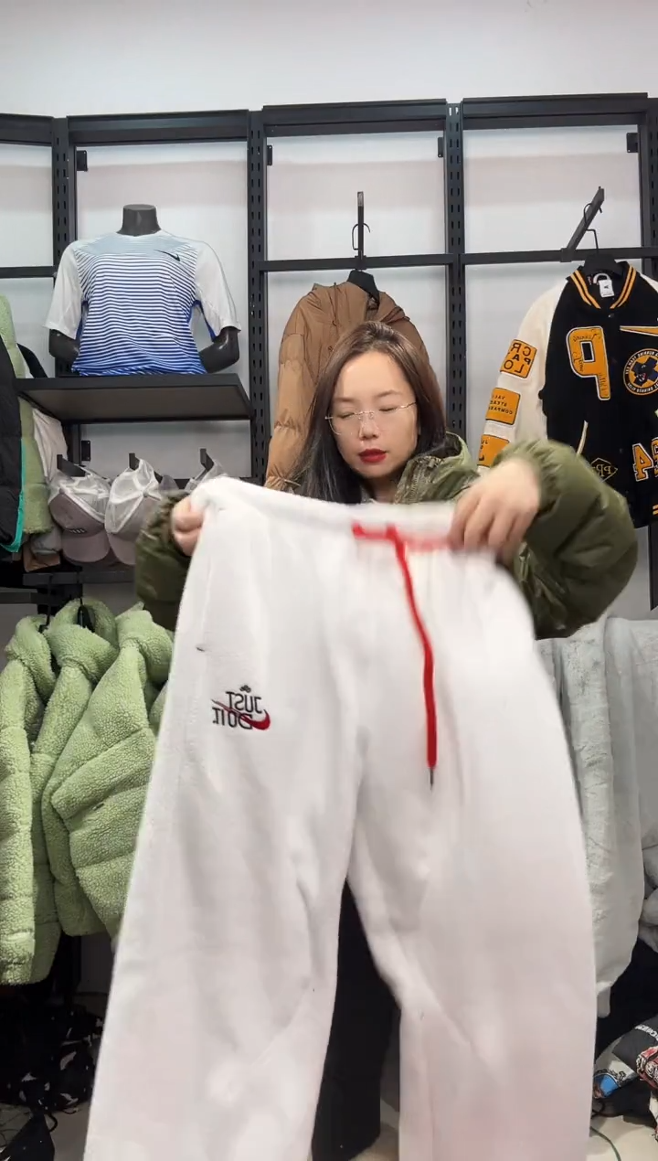 2280闪购编码 Nike/Jordan运动卫衣裤以直播间过款为准 尺码·XL