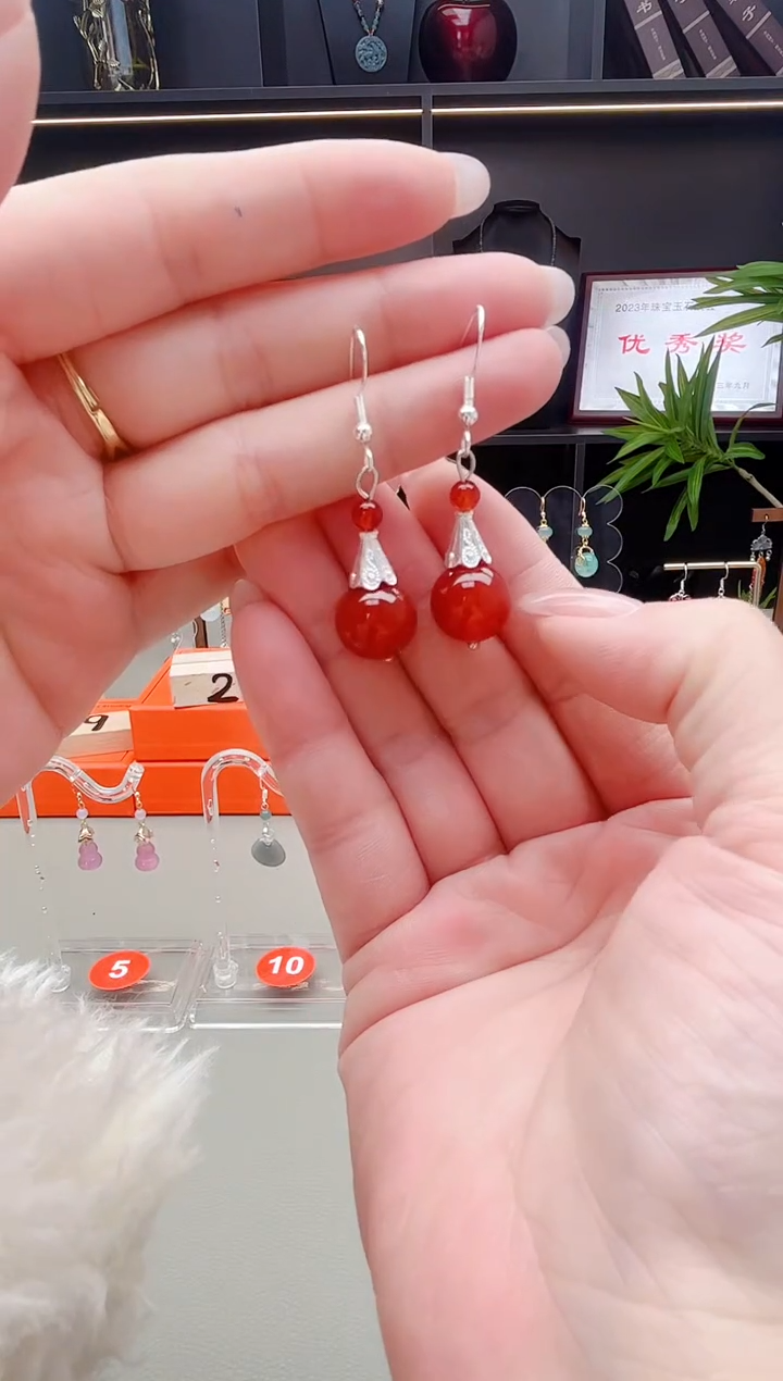 未镶嵌耳钉玛瑙/玉髓713