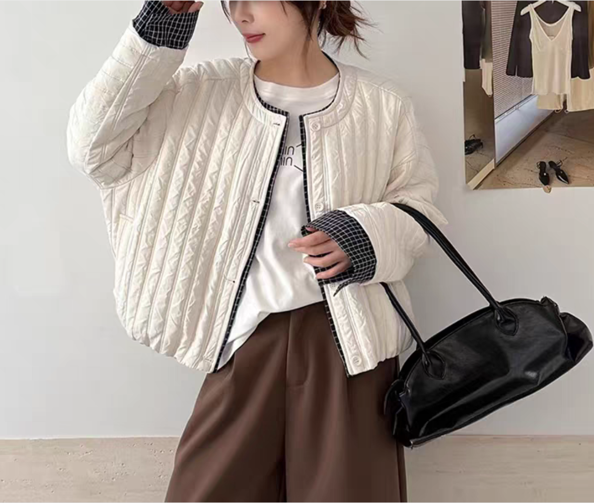 5283-1-DQ白色圆领拼接格子袖子加棉短款外套