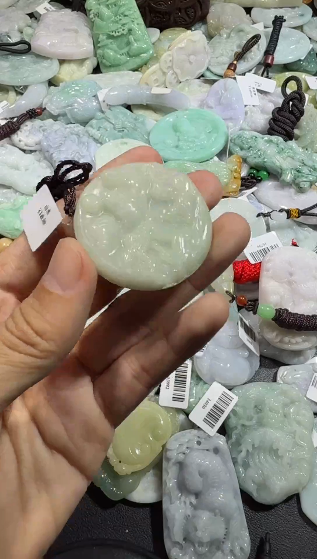 【闪购商品】翡翠颈饰未镶嵌00000080