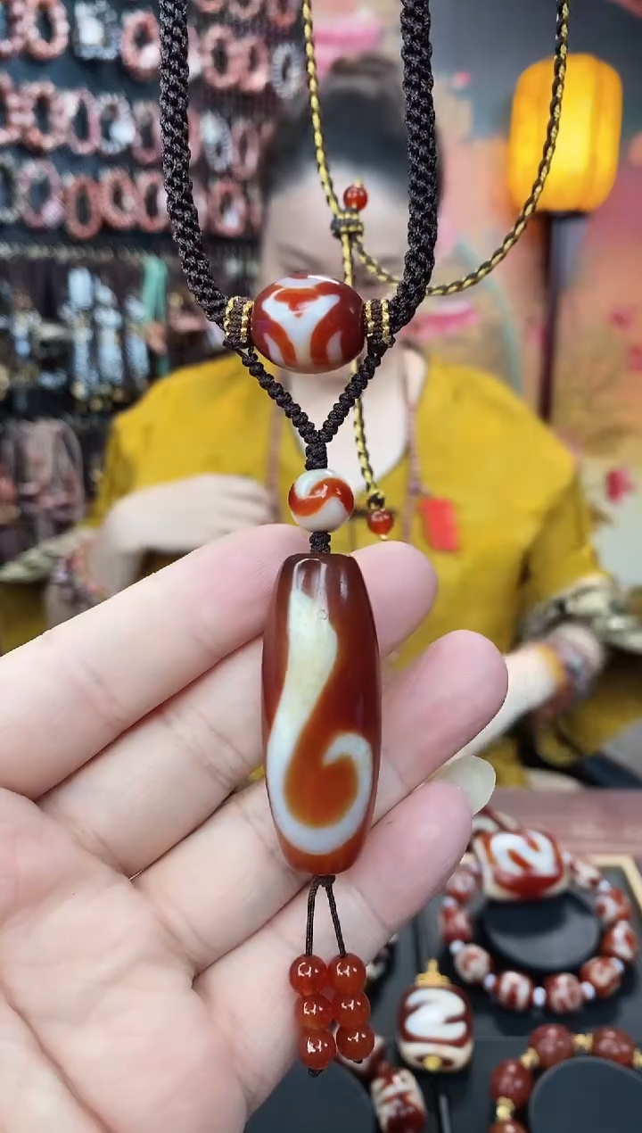 玛瑙/玉髓项链未镶嵌法螺吊坠